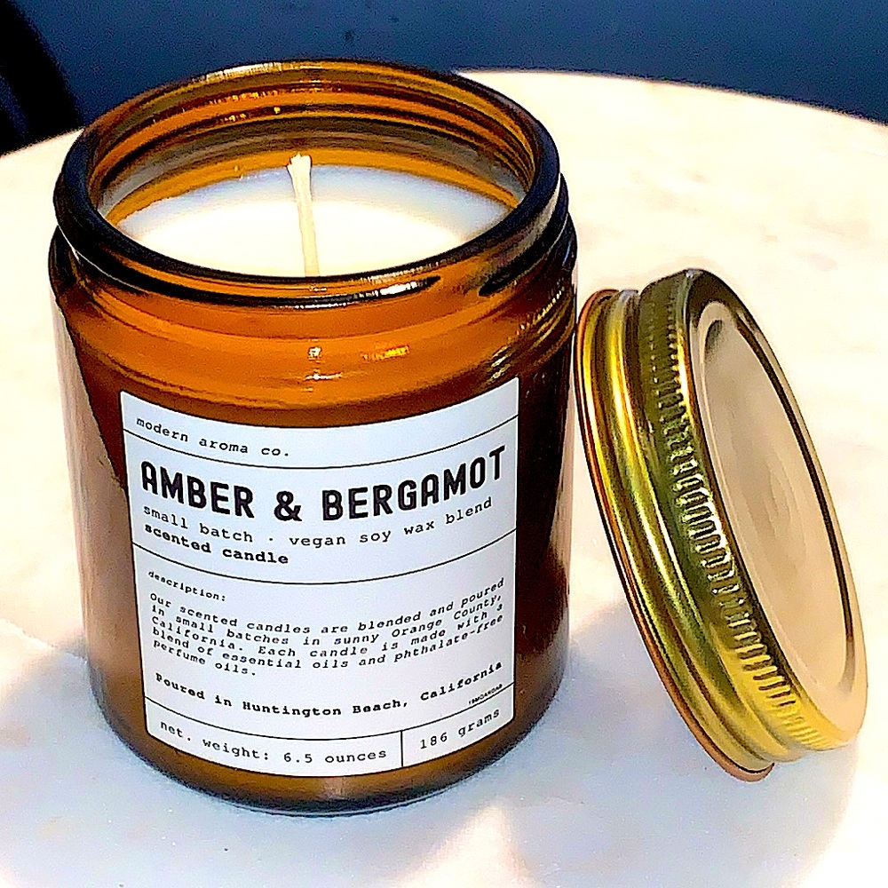 LEOBEN CO CANDLE AMBER & BERGAMOT 1 WICK 6.5 oz NEW